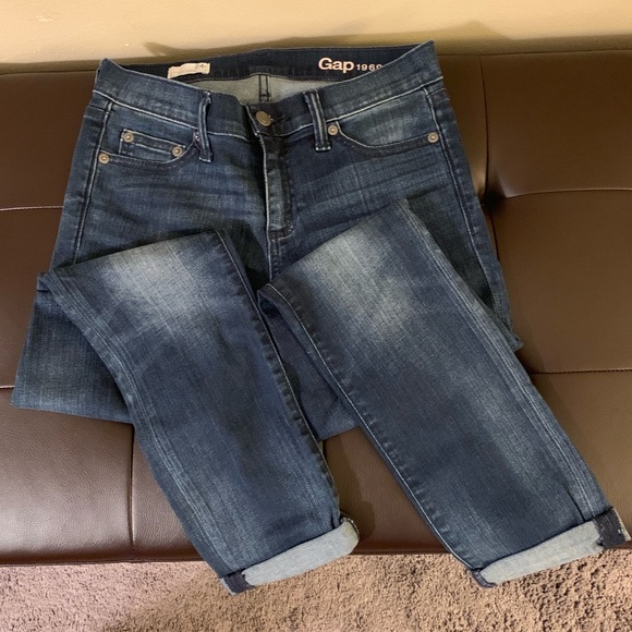 GAP Girlfriend Jeans - Picture 4 of 7